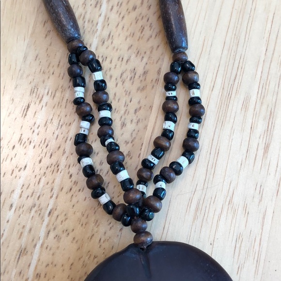 Brown Necklace - Picture 5 of 7